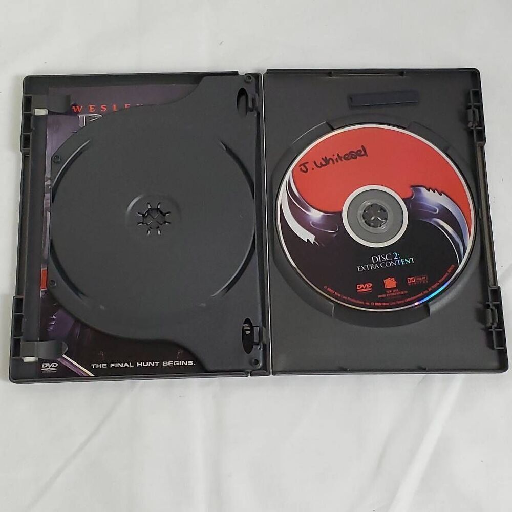 Blade Trinity (Unrated Version, 2-Disc) - Picture 3 of 4